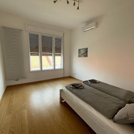 City Center 1, Cozy 2Br In The City Center! Budapest Luaran gambar