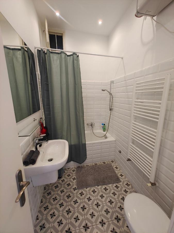 City Center 1, Cozy 2Br In The City Center! Budapest Luaran gambar