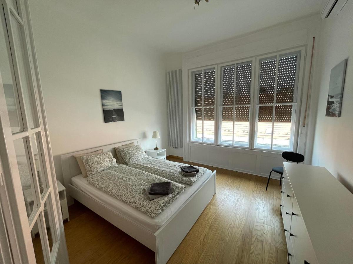City Center 1, Cozy 2Br In The City Center! Budapest Luaran gambar